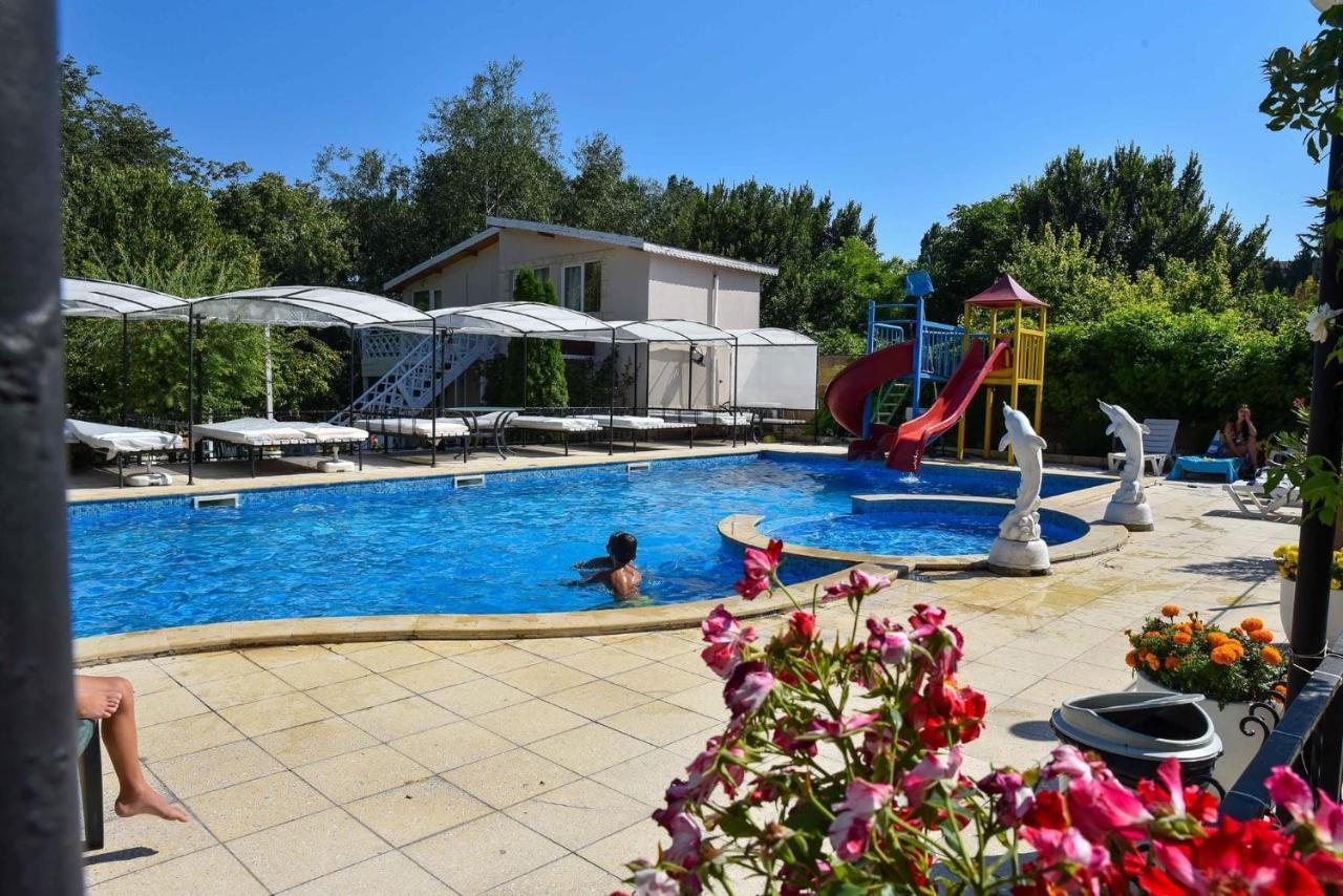 Apartments Devora 1 & Bar & Restaurant Варна Екстер'єр фото
